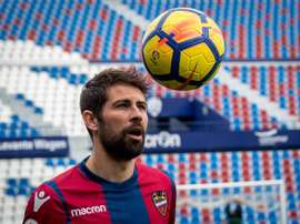 Paco López no podrá contar con ninguno de ellos. EFE/Archivo