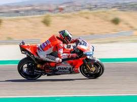 El piloto español de Moto GP Jorge Lorenzo durante la sesión clasificatoria celebrada hoy en el circuito de Motorland Aragón, donde este fin de semana se disputa el Gran Premio Movistar Aragón de MotoGP. EFE