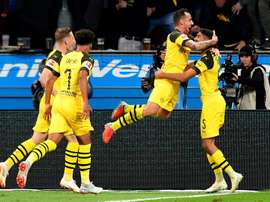 Alcácer consiguió dos goles. EFE
