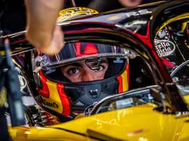 El piloto español de Fórmula Uno Carlos Sainz, de Renault, durante la primera sesión de entrenamientos libres en el circuito de Las Américas en Austin, Texas (Estados Unidos), el 19 de octubre de 2018. EFE
