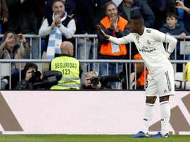 Vinicius provou a ira de alguns jogadores do Melilla. EFE