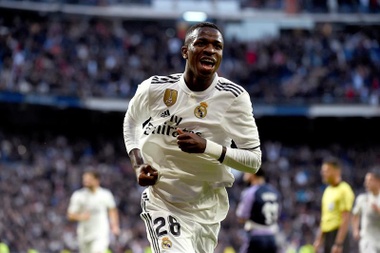 Cafú acredita que Vinicius possa superar Cristiano. EFE