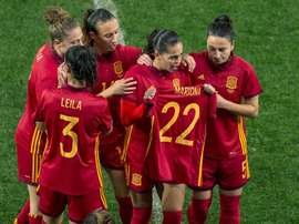 España le dedicó la victoria a Mariona. EFE