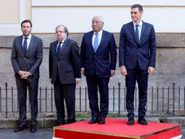 Pedro Sánchez se reunió con el primer ministro portugués Pedro Sánchez. EFE