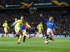 Rangers held on for a point in Glasgow to keep Europa League qualification possible. EFE
