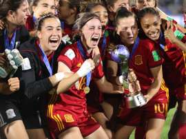 Las españolas ya están en casa. EFE