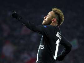 E se ele ficar em Paris? EFE