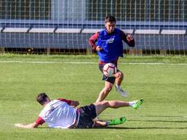 La lesión de Elustondo hace que el Rayo piense en Unai López. EFE