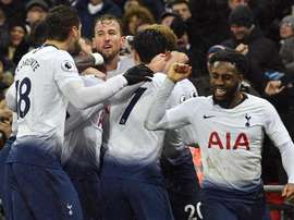 Eriksen salvó al Tottenham en el añadido. EFE