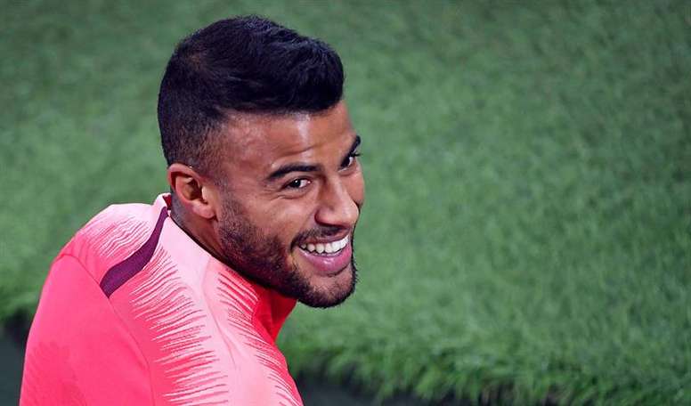 Eintracht Turn Their Interest To Rafinha After Enquiring About Denis Suarez Besoccer