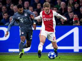 Abidal ammette l'interesse per De Jong. EFE/Archivo