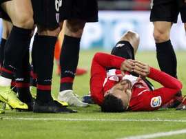 O avançado do Athletic, Aduriz, saiu lesionado. EFE