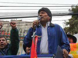 El presidente de Bolivia se acordó de Maradona. EFE