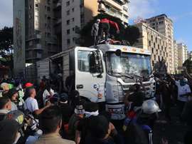 El partido comenzó sin incidentes. EFE