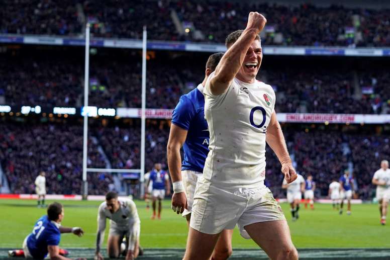 El inglés Owen Farrell celebra una anotación ante Francia en Twickenham, Londres, Reino Unido. EFE/EPA
