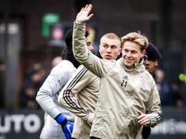 Frenkie De Jong admite que a Juventus é um desafio mais difícil. EFE
