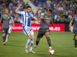La Real y el Leganés, frente a frente por un mismo objetivo. EFE