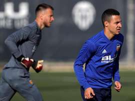 He wants to play. EFE