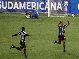 Botafogo ya está en 1/16. EFE
