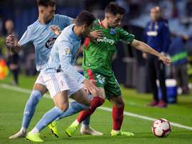 El Alavés quiere afianzarse en Europa; el Celta, huir de la zona baja de la tabla. EFE