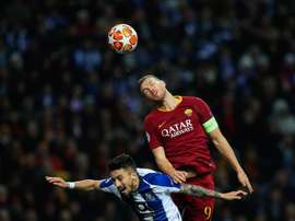 Dzeko intéresse Fenerbahçe. EFE