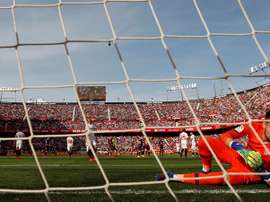 Vaclík se lesionó ante el Espanyol. EFE/Archivo