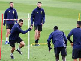 Treinos devem ter alterações no primeiro momento de retomada do futebol. EFE
