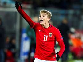 Odegaard podrá brillar ante España. EFE
