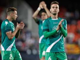 Le Betis, avec Canales mais sans Sidnei ni Tello à l'entraînement. EFE