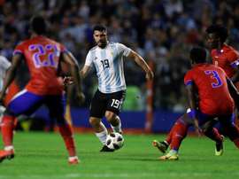 Agüero, ¿de vuelta a Argentina? EFE