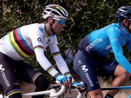 El campeón del mundo de ciclismo en ruta Alejandro Valverde (Movistar) (i), y su compañero de equipo Mikel Landa. EFE/Archivo