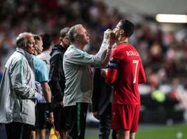 Portugal perdió a Cristiano mediado el primer tiempo. EFE