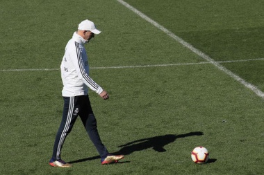 Zidane pensa al nuovo Real Madrid. EFE/Archivo