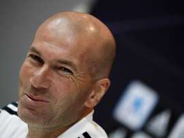 Zidane faces the media. EFE