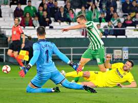 Canales tiene en vilo a su afición para el derbi. EFE