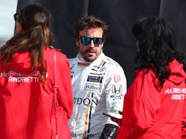 En la imagen, el piloto español Fernando Alonso (c). EFE/Archivo