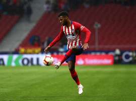 Lemar est soutenu par son équipe. EFE