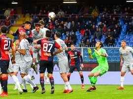 El Genoa pudo sentenciar en el 96' de penalti. EFE