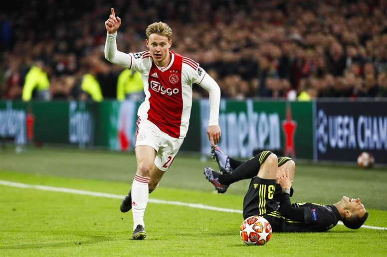 De Jong Admits He Did Not Speak To Valverde And Warns Rakitic Besoccer