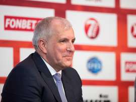 El entrenador del Fenerbahce, el serbio ?eljko Obradovic, durante la rueda de prensa con la que se ha dado comienzo a la fase final a cuatro de la Euroliga de baloncesto este jueves en Vitoria. EFE