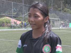 Reclaman el récord mundial: una ecuatoriana debuta en Primera ¡con 12 años! EFE