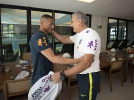 Brasil iba a entrenar... ¡y se presentaron solo dos jugadores! EFE