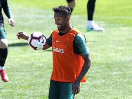 Sousa s'envole pour la Chine. EFE