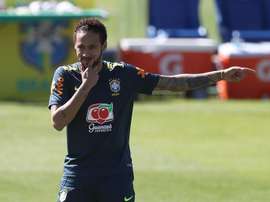 Brasil espera Firmino e Alisson e comemora retorno de Neymar. EFE