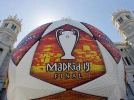 Most of the Spanish players in England think Liverpool will win the CL final. EFE
