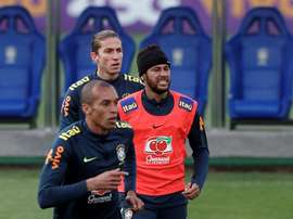 Filipe Luis attend de voir Neymar au Barça. EFE