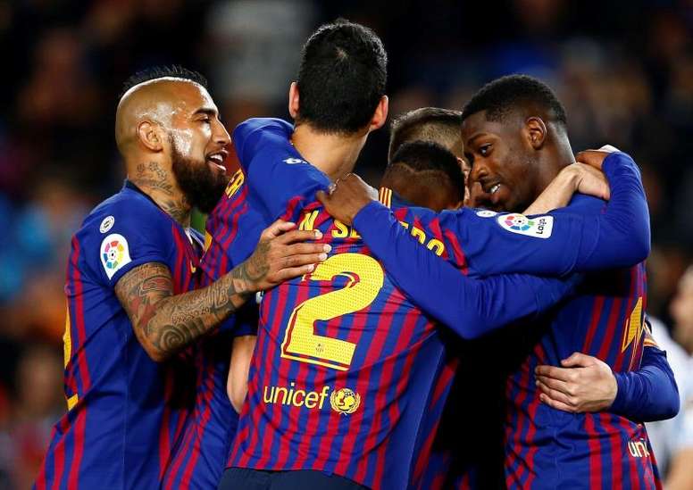 Liga Calendrier Compare Du Fc Barcelone Et Du Real Madrid Dans La Course Au Titre