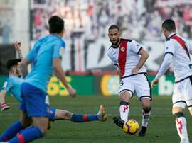 Mario Suárez aceptó la oferta para seguir en el Rayo. EFE