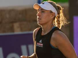 La tenista alemana Angelique Kerber durante su partido ante la belga Ysaline Bonaventure del torneo de tenis femenino Mallorca Open. EFE