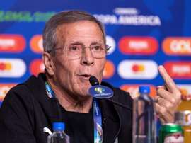 Tabárez rechaza el cartel de favorito. EFE